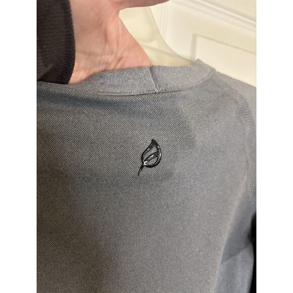 P’Tula Re-Energize Seamless Long Sleeve Gray Tee Sz Small Activewear - Picture 6 of 7